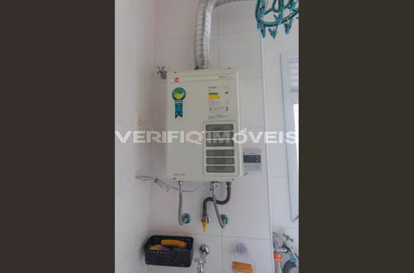 APARTAMENTO no 12º andar mobiliado com 2 dormitórios e 2 garagens