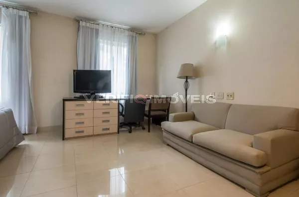 STUDIO no 6º andar mobiliado com 1 dormitório e 1 garagem