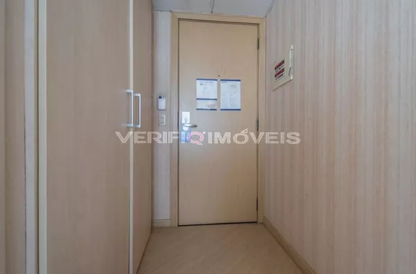 STUDIO no 13º andar mobiliado com 1 dormitório e 1 garagem