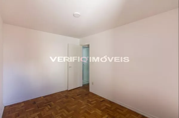 APARTAMENTO no 2º andar com 2 dormitórios