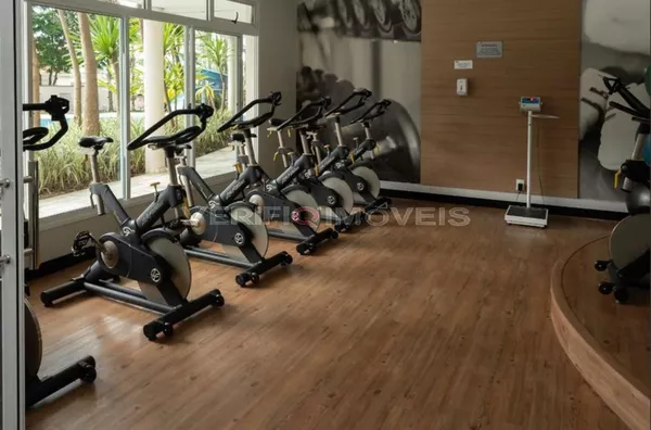 APARTAMENTO no 20º andar com 2 dormitórios e 2 garagens