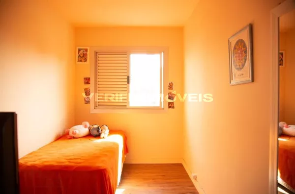 APARTAMENTO no 4º andar com 2 dormitórios e 1 garagem