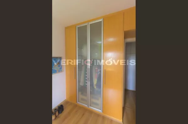 APARTAMENTO no 2º andar mobiliado com 3 dormitórios e 3 garagens