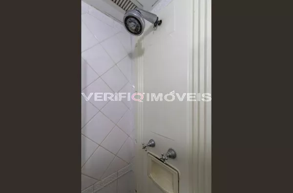 APARTAMENTO no 6º andar com 1 dormitório e 1 garagem