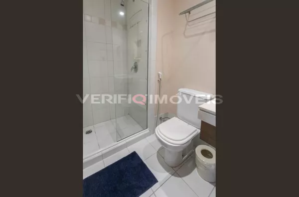 APARTAMENTO no 5º andar mobiliado com 1 dormitório e 1 garagem