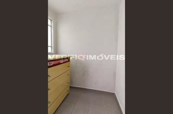 CASA com 2 dormitórios e 1 garagem