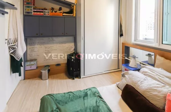 APARTAMENTO no 12º andar mobiliado com 2 dormitórios e 2 garagens