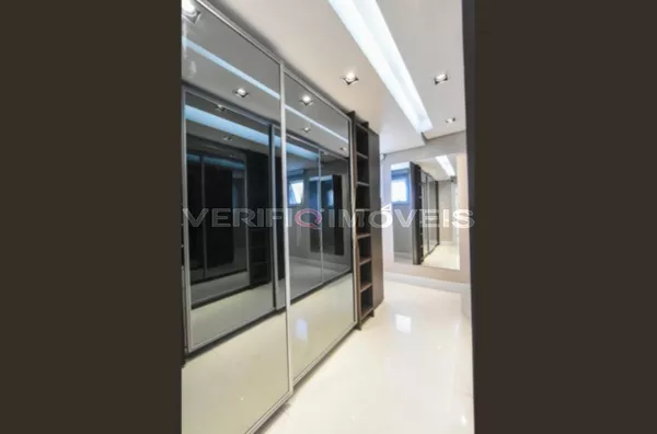 APARTAMENTO no 2º andar mobiliado com 2 dormitórios e 3 garagens