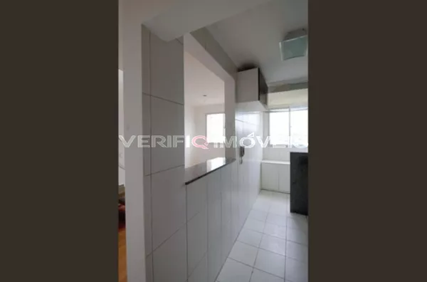 APARTAMENTO no 7º andar com 2 dormitórios e 2 garagens