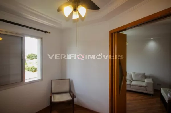 APARTAMENTO no 3º andar com 3 dormitórios e 2 garagens