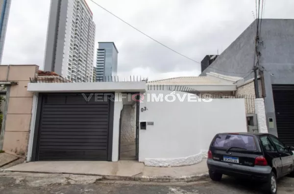 CASA com 4 dormitórios e 4 garagens