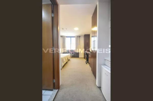 STUDIO no 5º andar mobiliado com 1 dormitório e 1 garagem