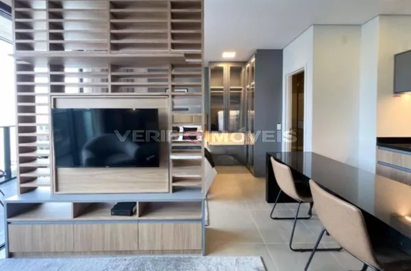 STUDIO no 17º andar mobiliado com 1 dormitório e 1 garagem