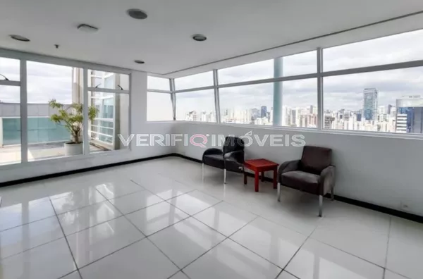 APARTAMENTO no 6º andar com 1 dormitório