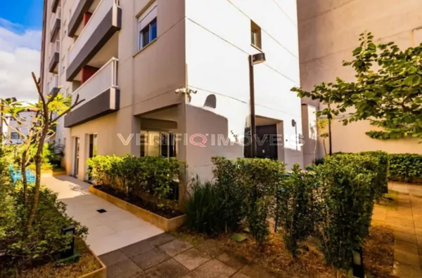 APARTAMENTO no 10º andar mobiliado com 1 dormitório