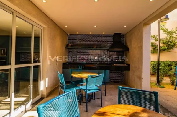 APARTAMENTO no 10º andar mobiliado com 1 dormitório