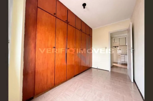 APARTAMENTO no 8º andar com 1 dormitório e 1 garagem