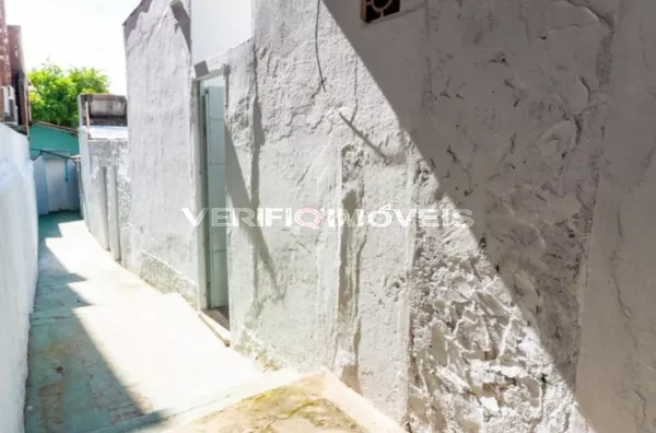 CASA com 1 dormitório
