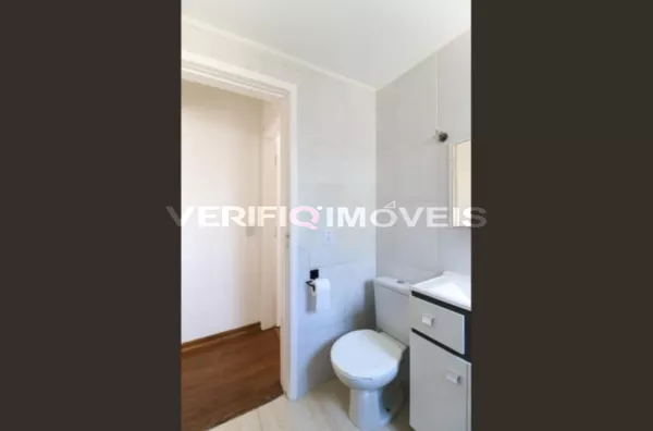 APARTAMENTO no 13º andar com 2 dormitórios e 1 garagem