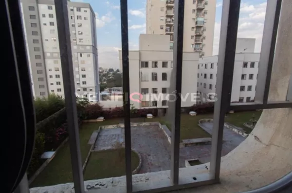 APARTAMENTO no 2º andar com 4 dormitórios e 3 garagens