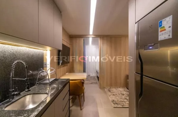 STUDIO no 7º andar mobiliado com 1 dormitório