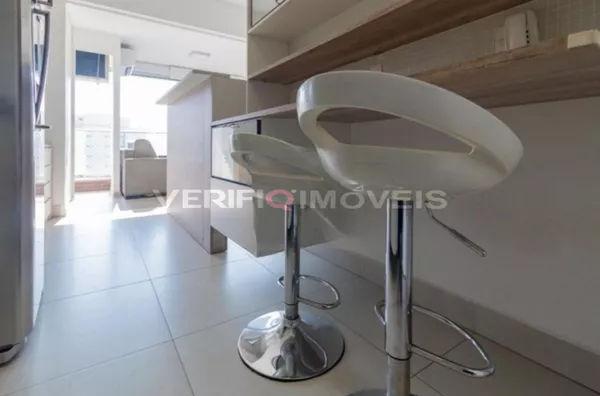 STUDIO no 17º andar mobiliado com 1 dormitório e 1 garagem
