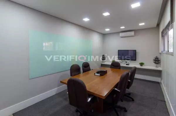 STUDIO no 17º andar mobiliado com 1 dormitório e 1 garagem