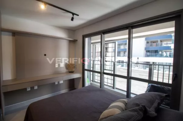 APARTAMENTO no 2º andar mobiliado com 1 dormitório