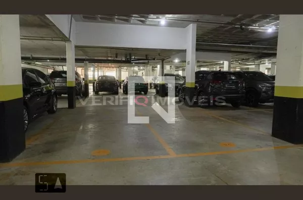 APARTAMENTO no 8º andar com 4 dormitórios e 4 garagens