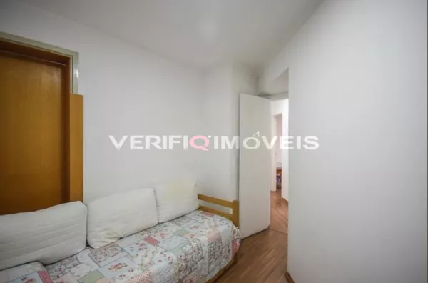 APARTAMENTO no 2º andar mobiliado com 3 dormitórios e 2 garagens