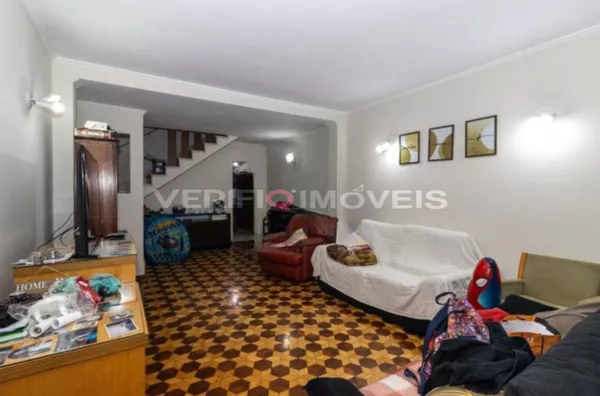 CASA com 4 dormitórios e 2 garagens