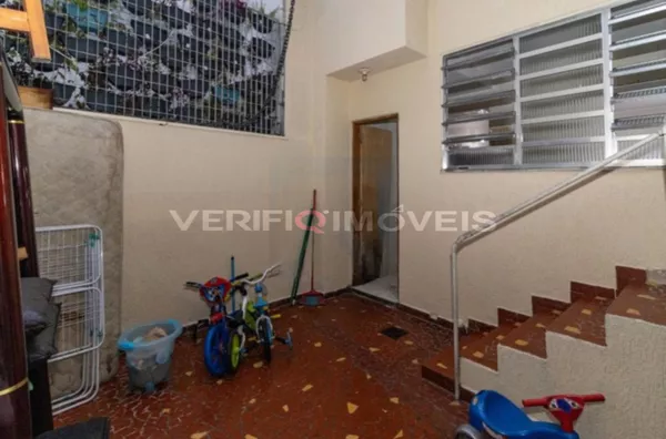 CASA com 4 dormitórios e 2 garagens