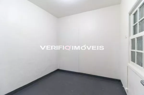 CASA com 2 dormitórios e 1 garagem