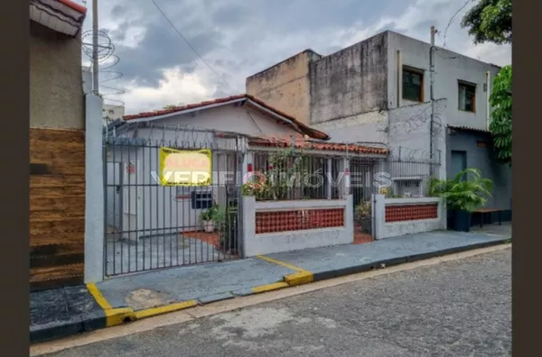 CASA com 2 dormitórios e 1 garagem