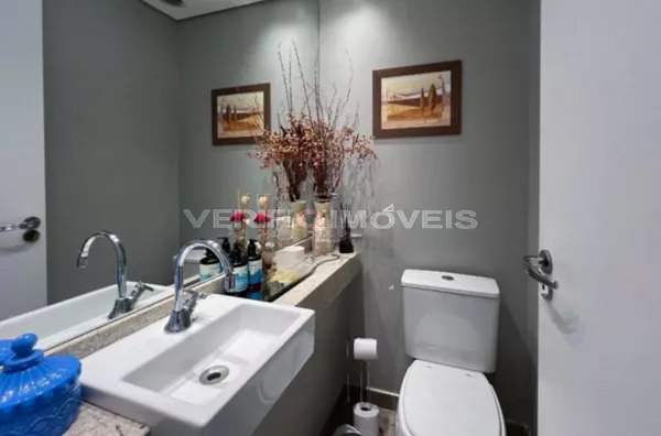 APARTAMENTO no 9º andar com 2 dormitórios e 2 garagens