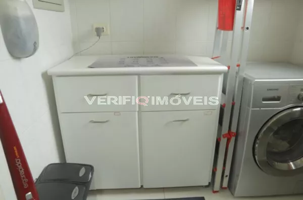 APARTAMENTO no 13º andar com 3 dormitórios e 2 garagens