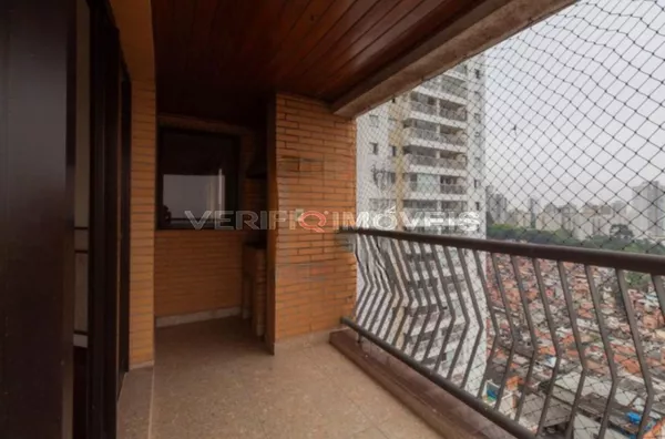 APARTAMENTO no 10º andar com 4 dormitórios e 4 garagens