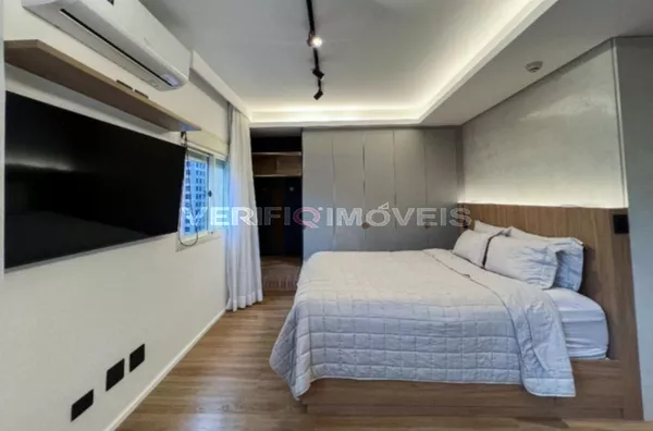 APARTAMENTO no 8º andar mobiliado com 1 dormitório e 1 garagem