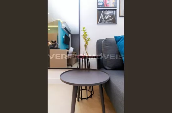 APARTAMENTO no 17º andar mobiliado com 1 dormitório e 1 garagem