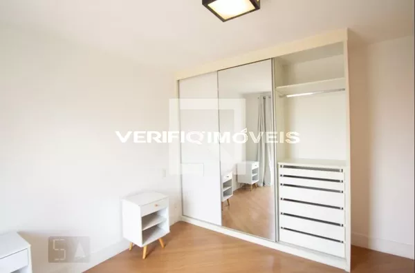 APARTAMENTO no 10º andar com 2 dormitórios e 1 garagem