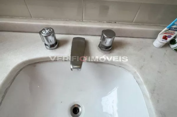 APARTAMENTO no 13º andar com 4 dormitórios e 2 garagens