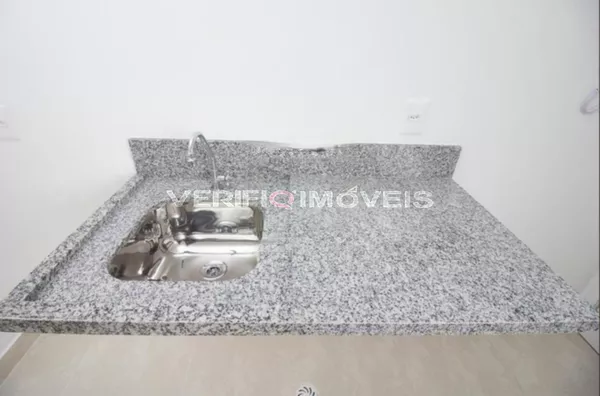 APARTAMENTO no 2º andar com 2 dormitórios