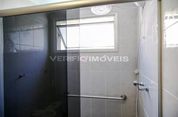 APARTAMENTO no 8º andar mobiliado com 1 dormitório e 1 garagem