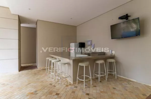 APARTAMENTO no 15º andar mobiliado com 2 dormitórios e 3 garagens