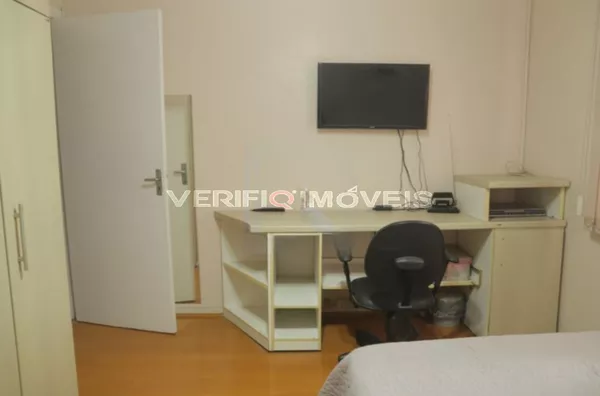 CASA com 2 dormitórios e 1 garagem