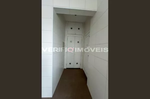 APARTAMENTO no 3º andar com 2 dormitórios e 1 garagem