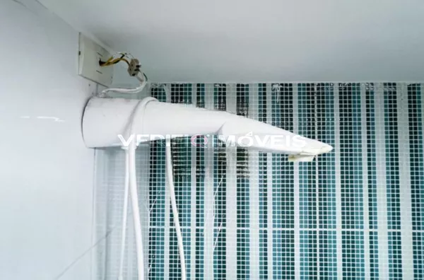 APARTAMENTO no 1º andar com 2 dormitórios