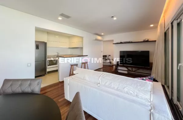APARTAMENTO no 1º andar mobiliado com 1 dormitório e 2 garagens