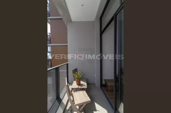 STUDIO no 12º andar mobiliado com 1 dormitório
