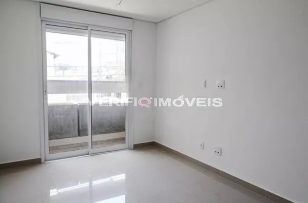 STUDIO no 1º andar com 1 dormitório